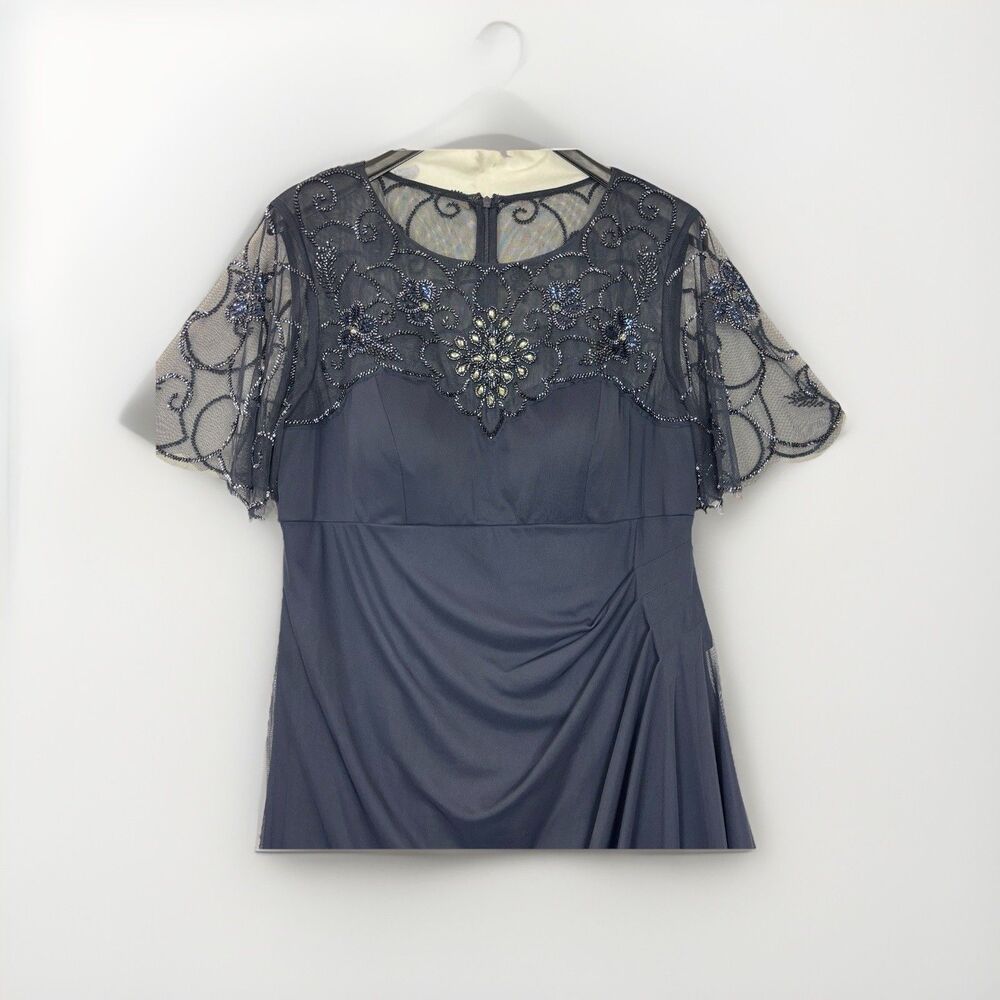 XscapeWomen's Plus Size Long Beaded Sequin Illusion Neckline Formal Dress Sz 16w - Picture 3 of 13